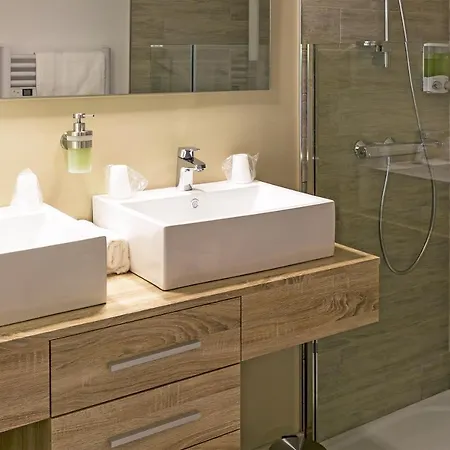 Le Jardin De Celina 4*