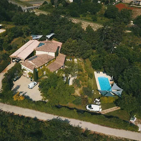 Le Jardin De Celina 3* فالونسول