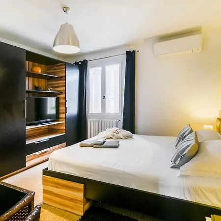 Le Jardin De Celina Valensole