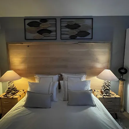 Le Jardin De Celina Bed and breakfast 4*