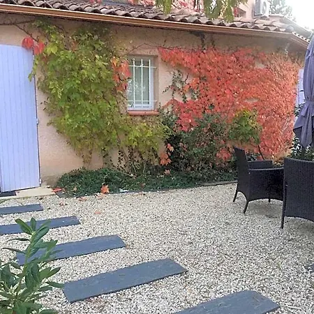 Le Jardin De Celina לינה וארוחת בוקר וואלנסול