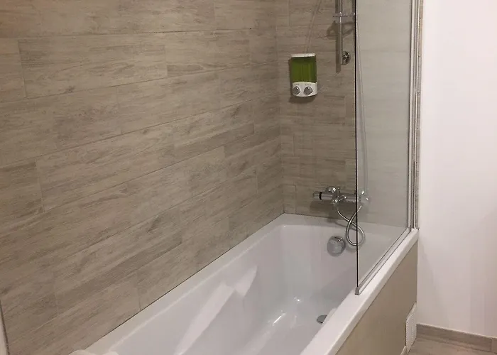 Bed & Breakfast Le Jardin De Celina Valensole