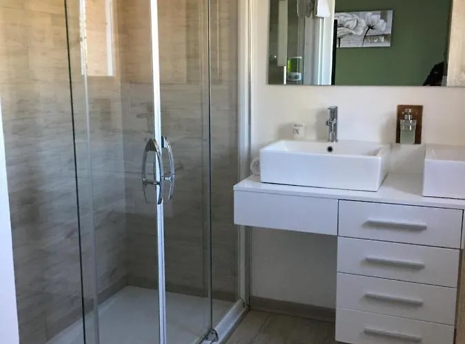 Le Jardin De Celina Bed & Breakfast Valensole